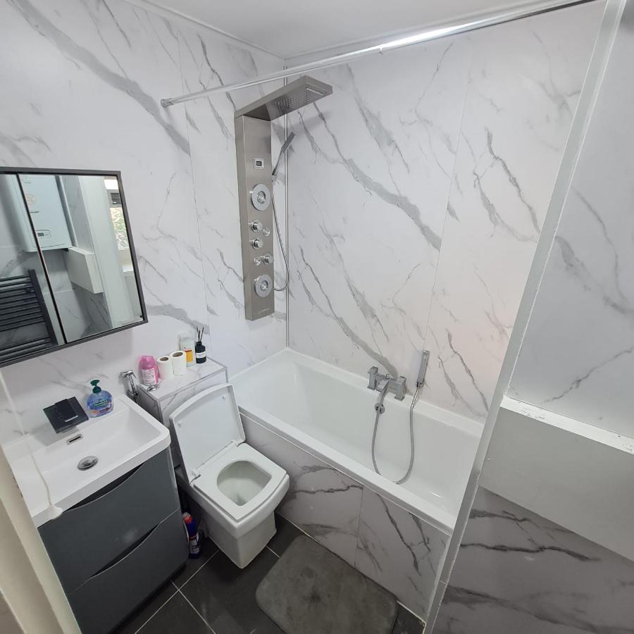 Studio Apartment In London, Bethnal Green Ngoại thất bức ảnh