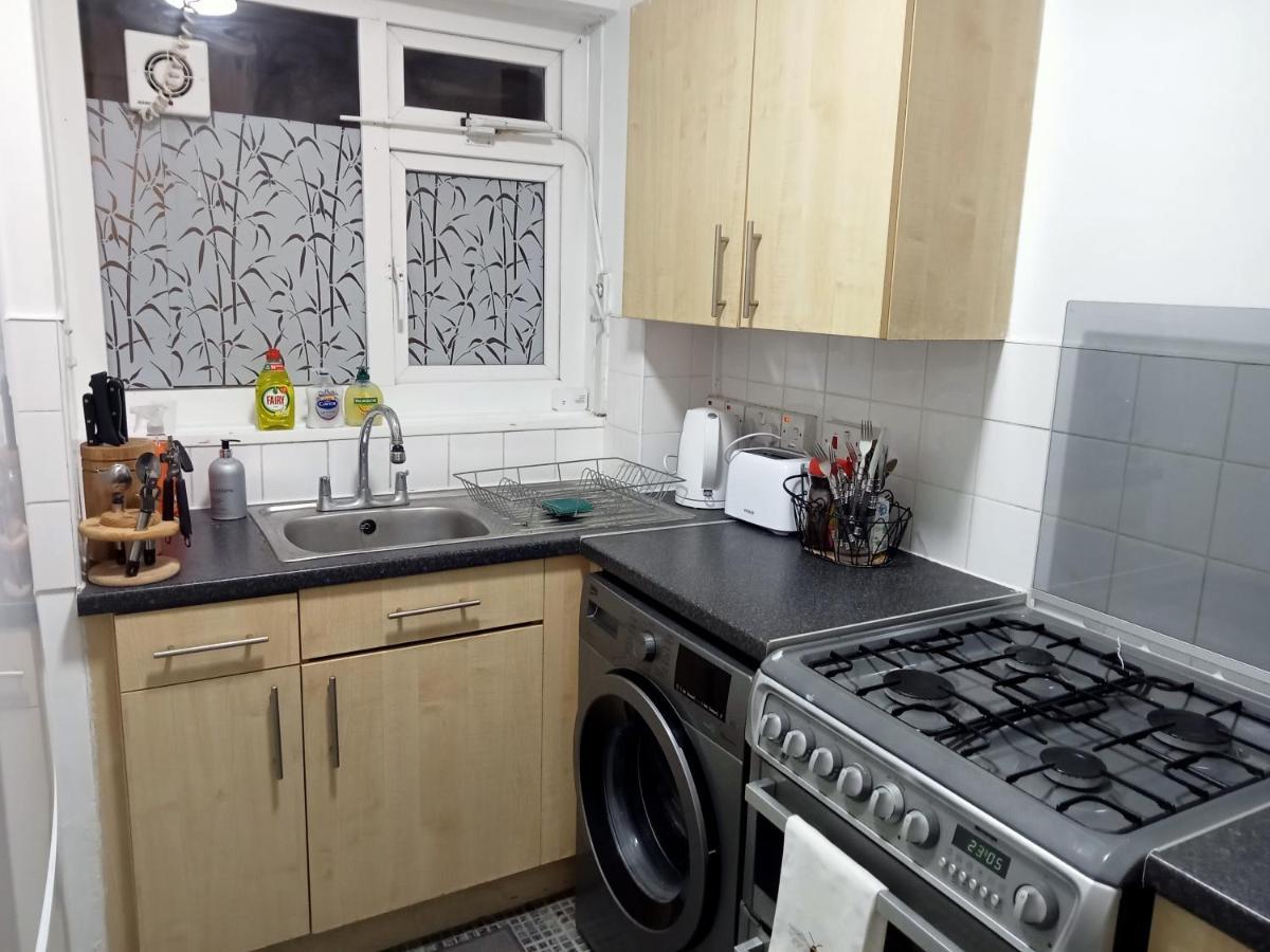 Studio Apartment In London, Bethnal Green Ngoại thất bức ảnh