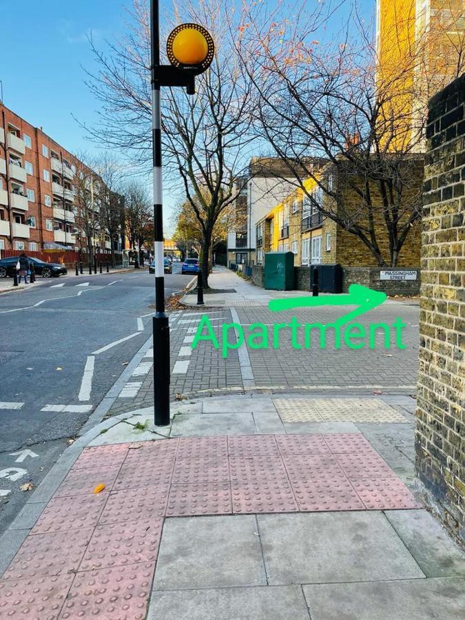 Studio Apartment In London, Bethnal Green Ngoại thất bức ảnh