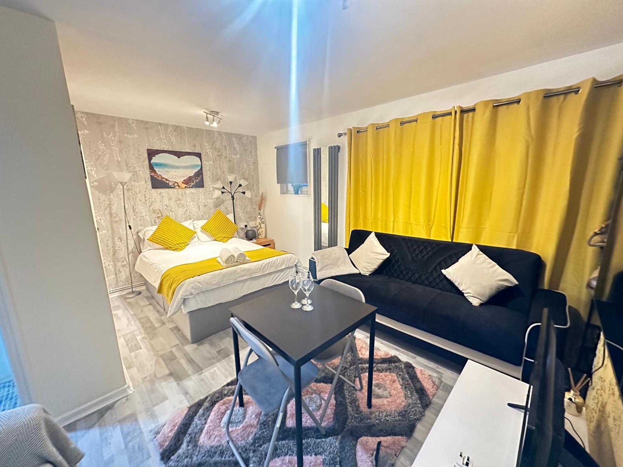 Studio Apartment In London, Bethnal Green Ngoại thất bức ảnh